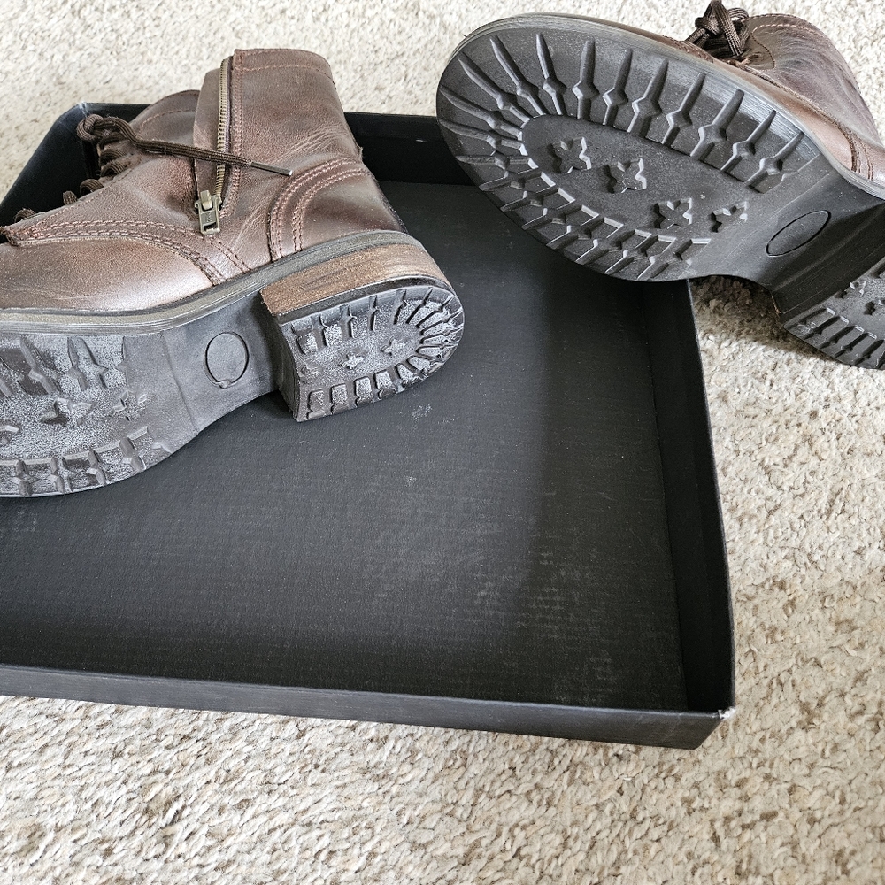 Brown Rustic Boot - image 7